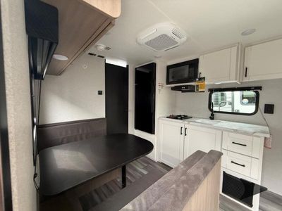 2026 Jayco Jay Flight SLX - Photo 13