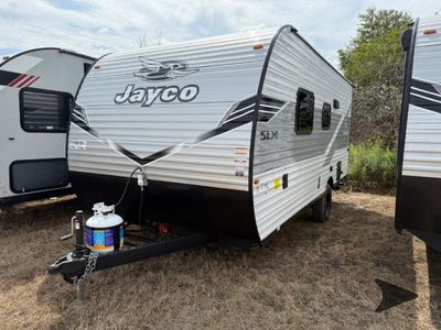 2026 Jayco Jay Flight SLX - Photo 3