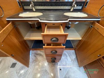2016 Newmar Dutch Star — photo 44 view