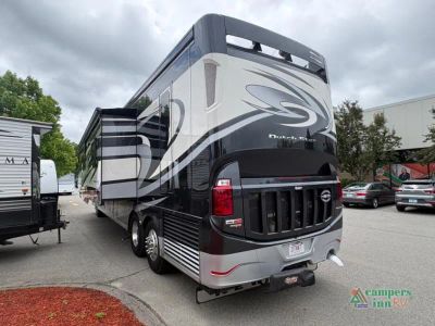 2016 Newmar Dutch Star — rear three-quarter view