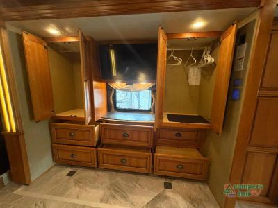 2016 Newmar Dutch Star — photo 38 view