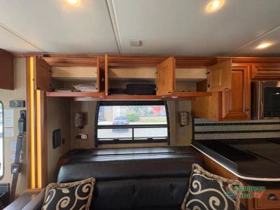 2016 Newmar Dutch Star — photo 11 view