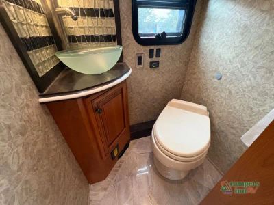 2016 Newmar Dutch Star — photo 32 view