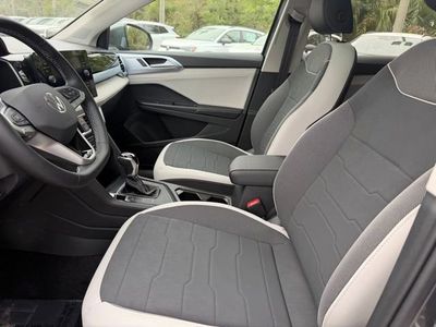 2026 Volkswagen Taos - Photo 15