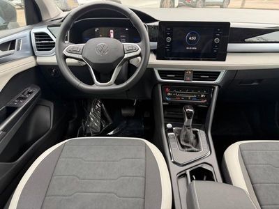 2026 Volkswagen Taos - Photo 10