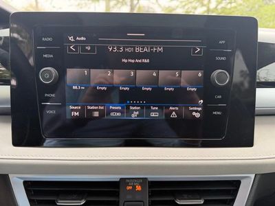 2026 Volkswagen Taos - Photo 21