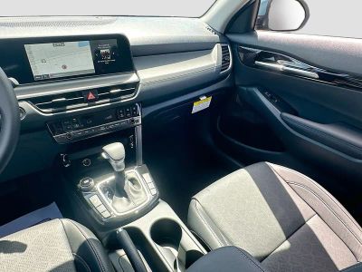 2026 Kia Seltos — photo 24 view
