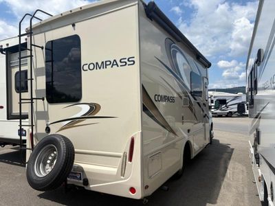 2019 Thor Motor Coach Compass - Photo 2