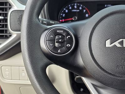 2022 Kia Soul - Photo 22