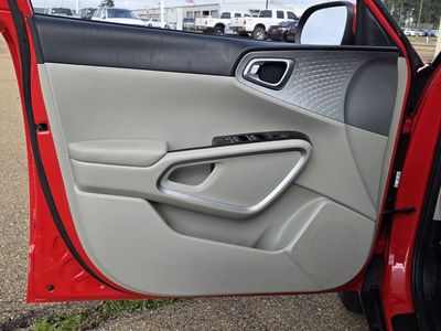 2022 Kia Soul - Photo 14