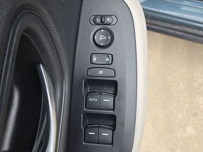 2026 Honda HR-V LX - Photo 13