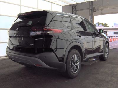 2023 Nissan Rogue - Photo 2