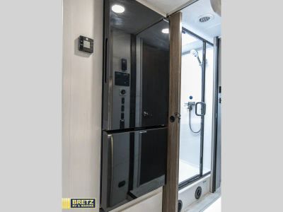 2025 Coachmen RV Entourage - Photo 29