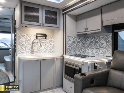 2025 Coachmen RV Entourage - Photo 26