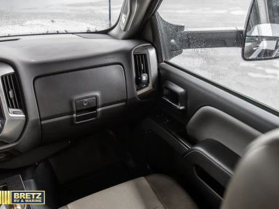 2025 Coachmen RV Entourage - Photo 19