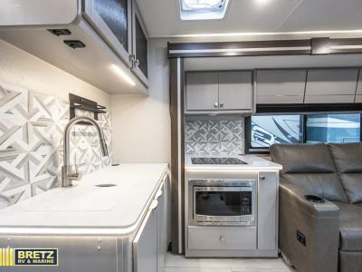 2025 Coachmen RV Entourage - Photo 25