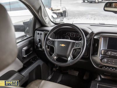 2025 Coachmen RV Entourage - Photo 17