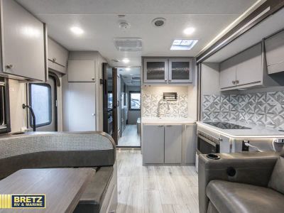2025 Coachmen RV Entourage - Photo 24