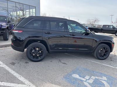 2026 Jeep Grand Cherokee — photo 34 view