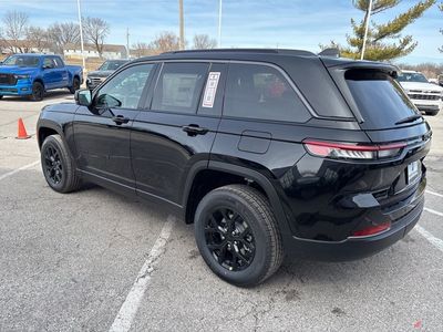 2026 Jeep Grand Cherokee — photo 22 view