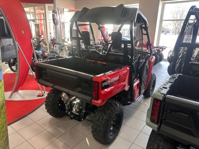 2026 Honda Pioneer 520 - Photo 4