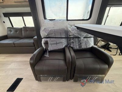 2026 Forest River RV Cherokee Timberwolf - Photo 13