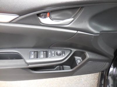 2016 Honda Civic — photo 17 view