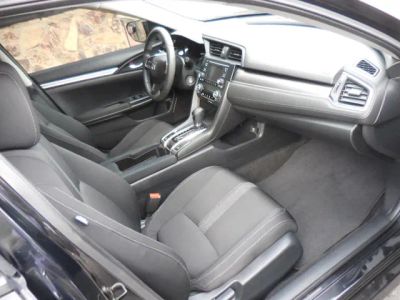 2016 Honda Civic — photo 10 view