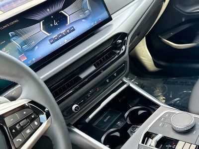 2025 BMW 2 Series — photo 27 view