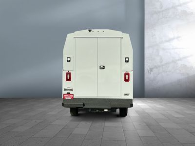 2025 Chevrolet Express Commercial Cutaway - Photo 5