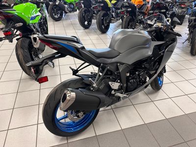 2026 Kawasaki Ninja ZX-6R ABS - Photo 4