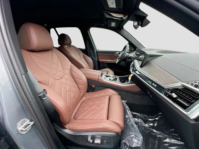 2026 BMW X5 — photo 23 view