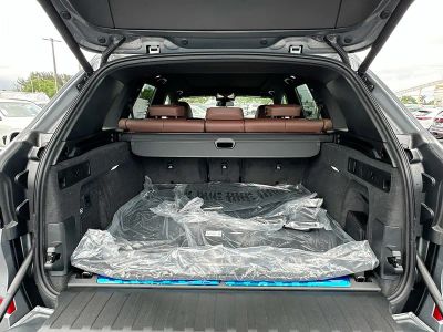 2026 BMW X5 — photo 21 view