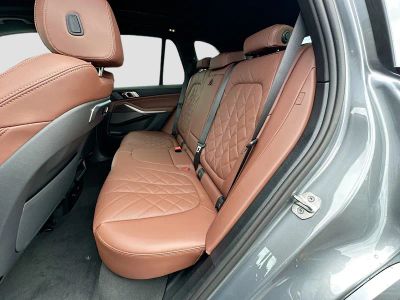 2026 BMW X5 — photo 19 view