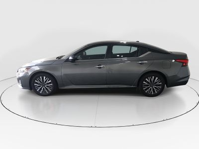 2025 Nissan Altima - Photo 4