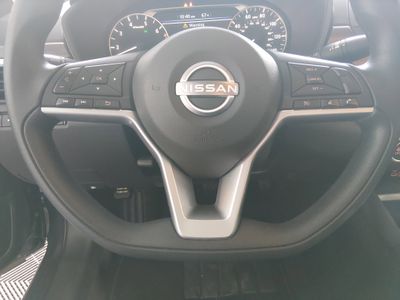 2025 Nissan Altima - Photo 12