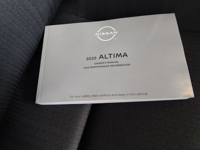 2025 Nissan Altima - Photo 22