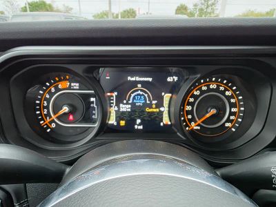 2026 Jeep Wrangler — photo 19 view