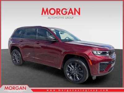 2026 Jeep Grand Cherokee Limited Reserve in Red — front three-quarter view