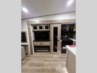 2026 Grand Design Reflection — photo 9 view