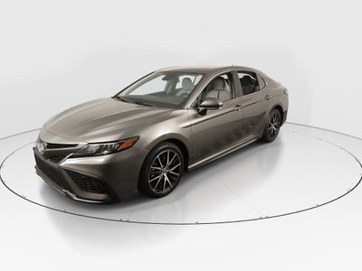 2023 Toyota Camry - Photo 3