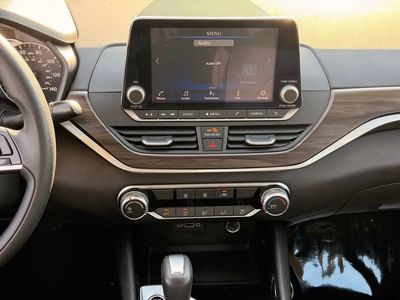 2024 Nissan Altima 2.5 SV - Photo 17