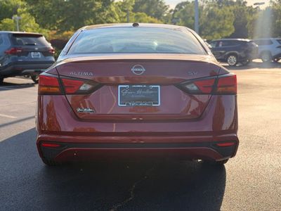 2024 Nissan Altima 2.5 SV - Photo 13