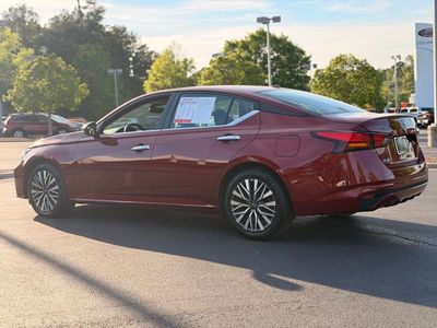 2024 Nissan Altima 2.5 SV - Photo 11