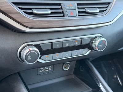 2024 Nissan Altima 2.5 SV - Photo 32