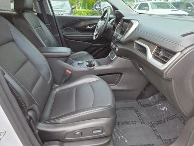 2024 GMC Terrain — photo 10 view