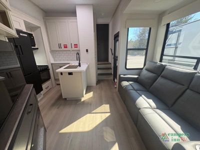 2026 Grand Design Momentum G-Class - Photo 6