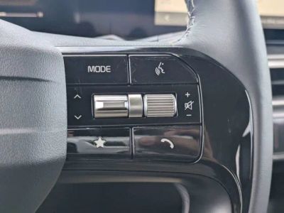2025 Kia Sorento — photo 28 view