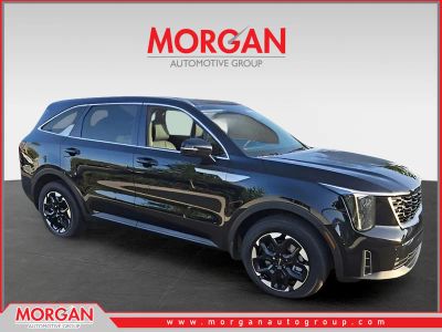 2025 Kia Sorento S in Black — front three-quarter view
