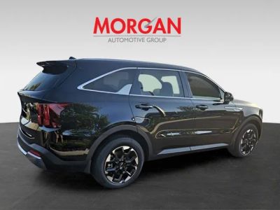 2025 Kia Sorento — photo 10 view